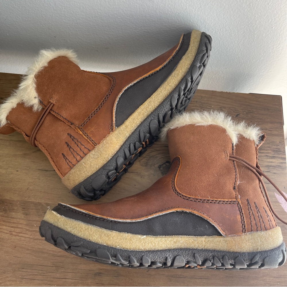 Merrell Brown leather/ Fur Boots winter